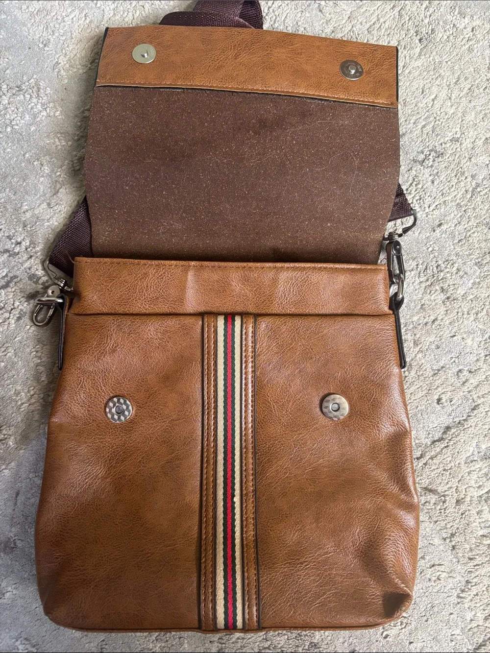 Tan Men’s Messenger Bag with Stripe Accent - Unbranded